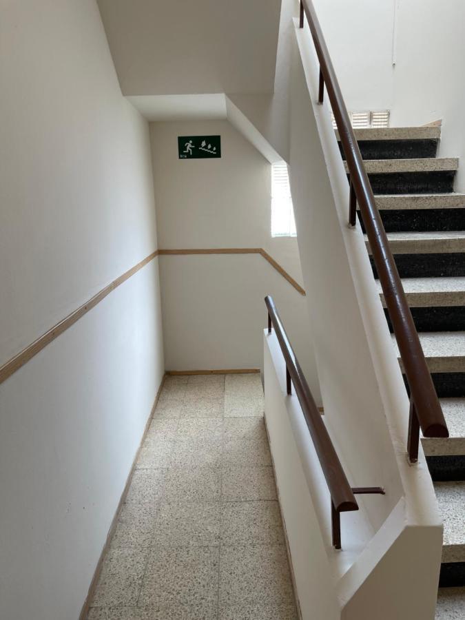 Barcelona Pr Guesthouse El Prat de Llobregat Ngoại thất bức ảnh