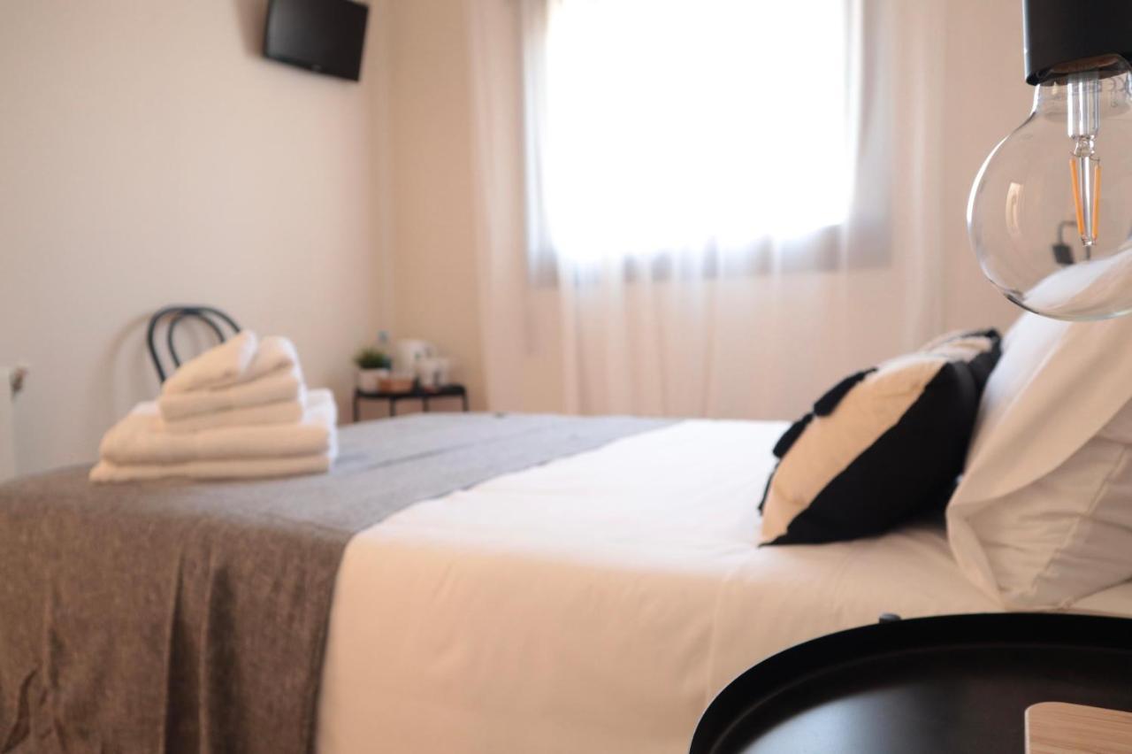 Barcelona Pr Guesthouse El Prat de Llobregat Ngoại thất bức ảnh