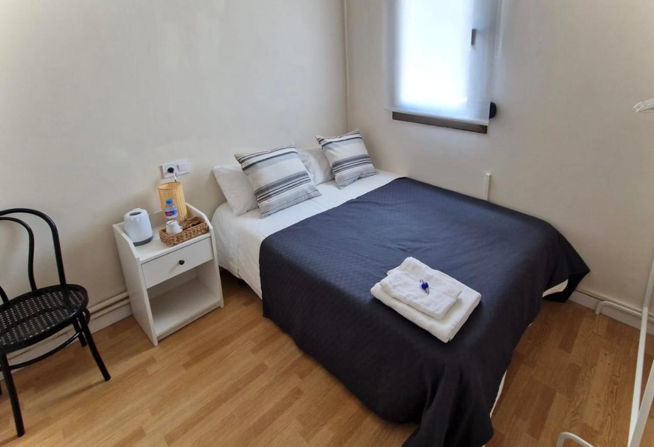 Barcelona Pr Guesthouse El Prat de Llobregat Phòng bức ảnh